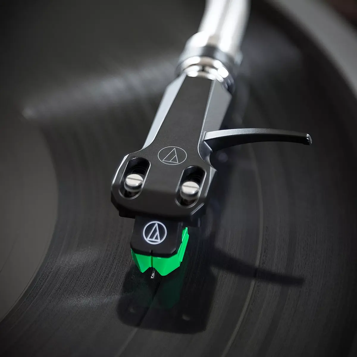 Audio-Technica AT-VM95E/H cartridge with AT-HS6BK headshell Photo 7