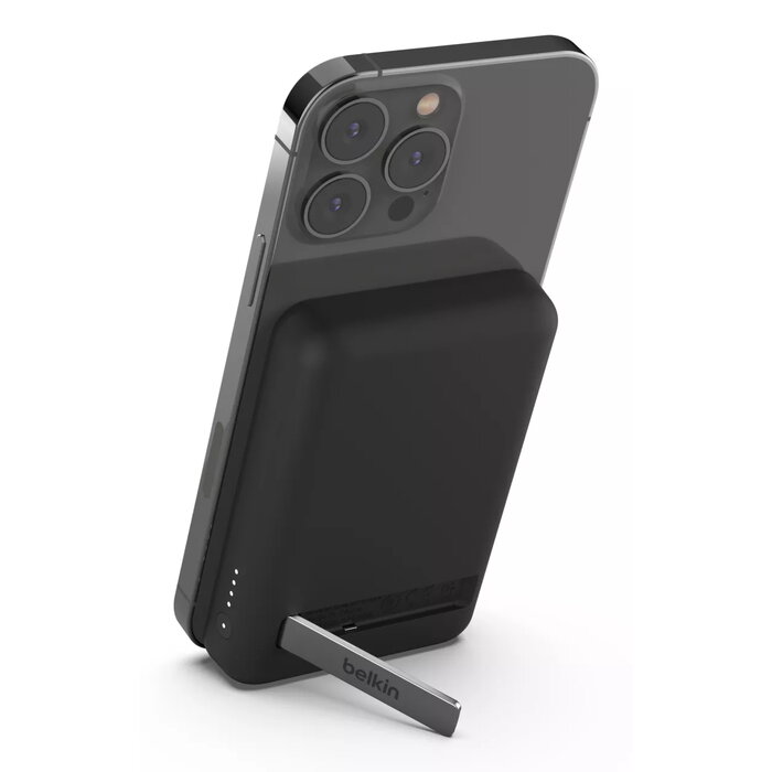 Портативный аккумулятор Belkin BoostCharge BPD004BTBK Photo 1