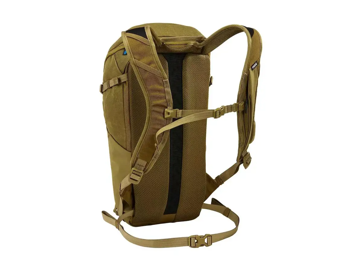 Thule AllTrail X 15L Nutria hiking backpack Photo 2