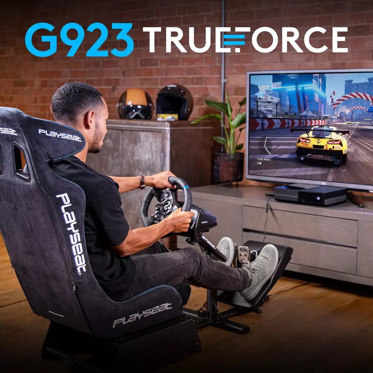 Logitech G923 Racing Wheel and Pedals for Xbox and PC Photo 2