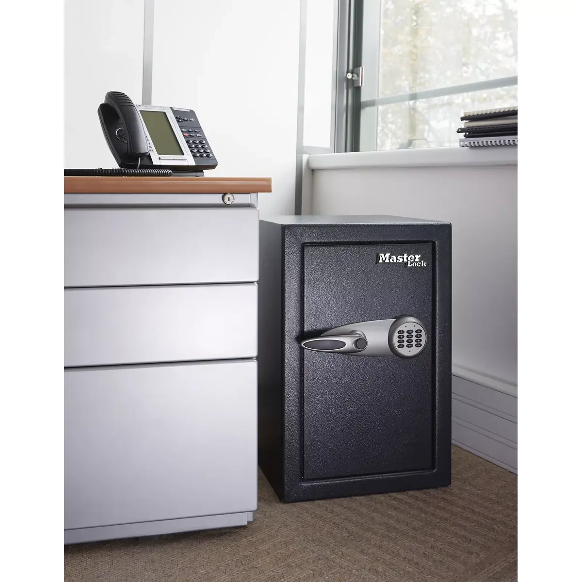 MASTERLOCK Large digital security safe T6-331ML Photo 4