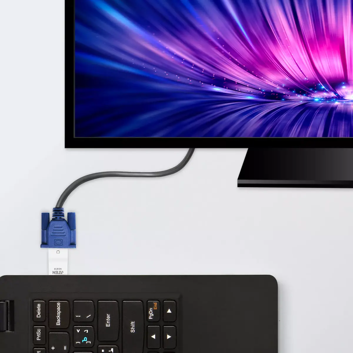 Преобразователь HDMI в VGA ATEN VC810-AT Photo 2