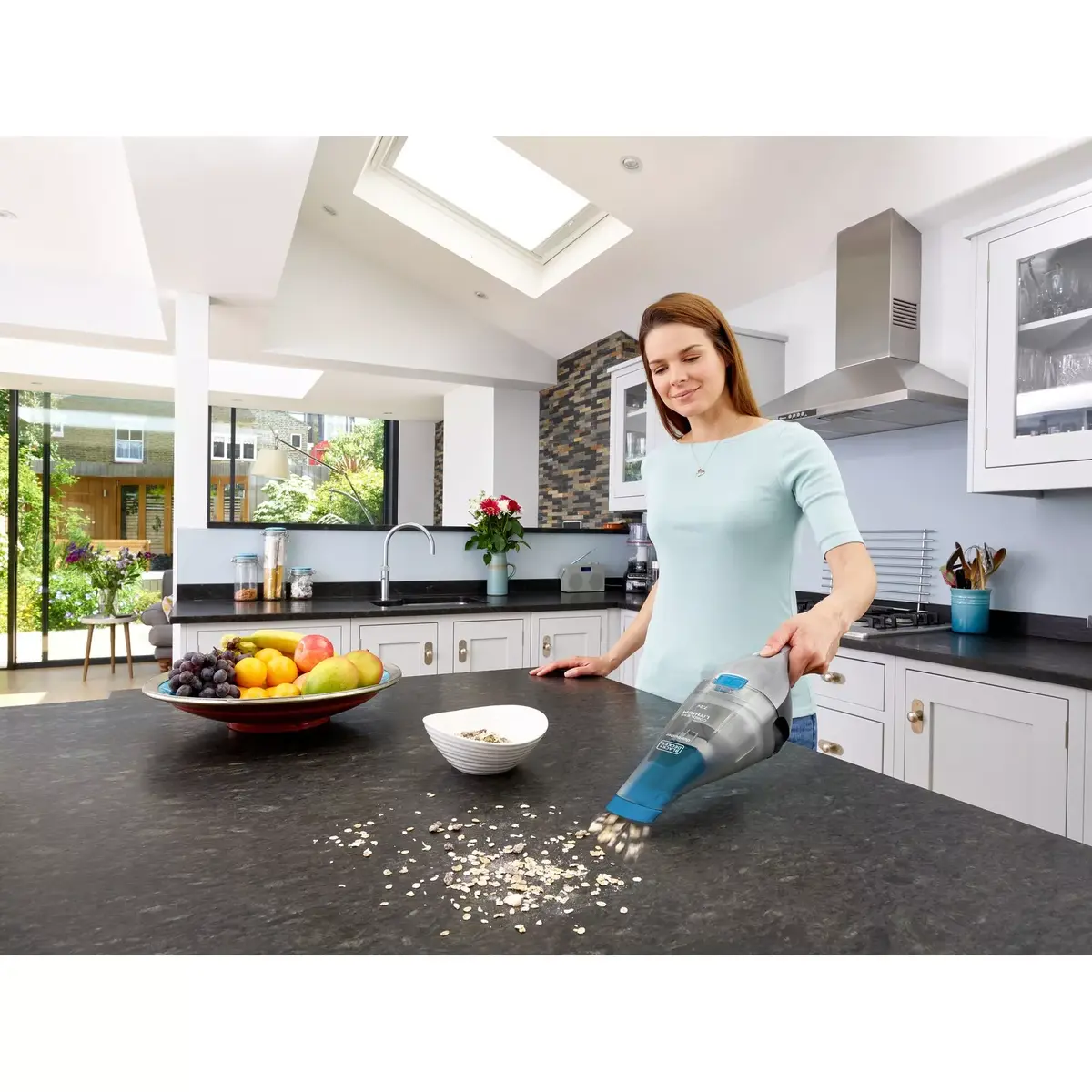 Ручной пылесос Black & Decker NVC215WA-QW Photo 5