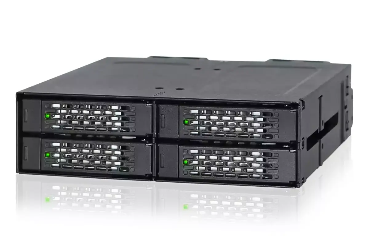 SSD korpuss Icy Dock ToughArmor MB699VP-B V3 Photo 3