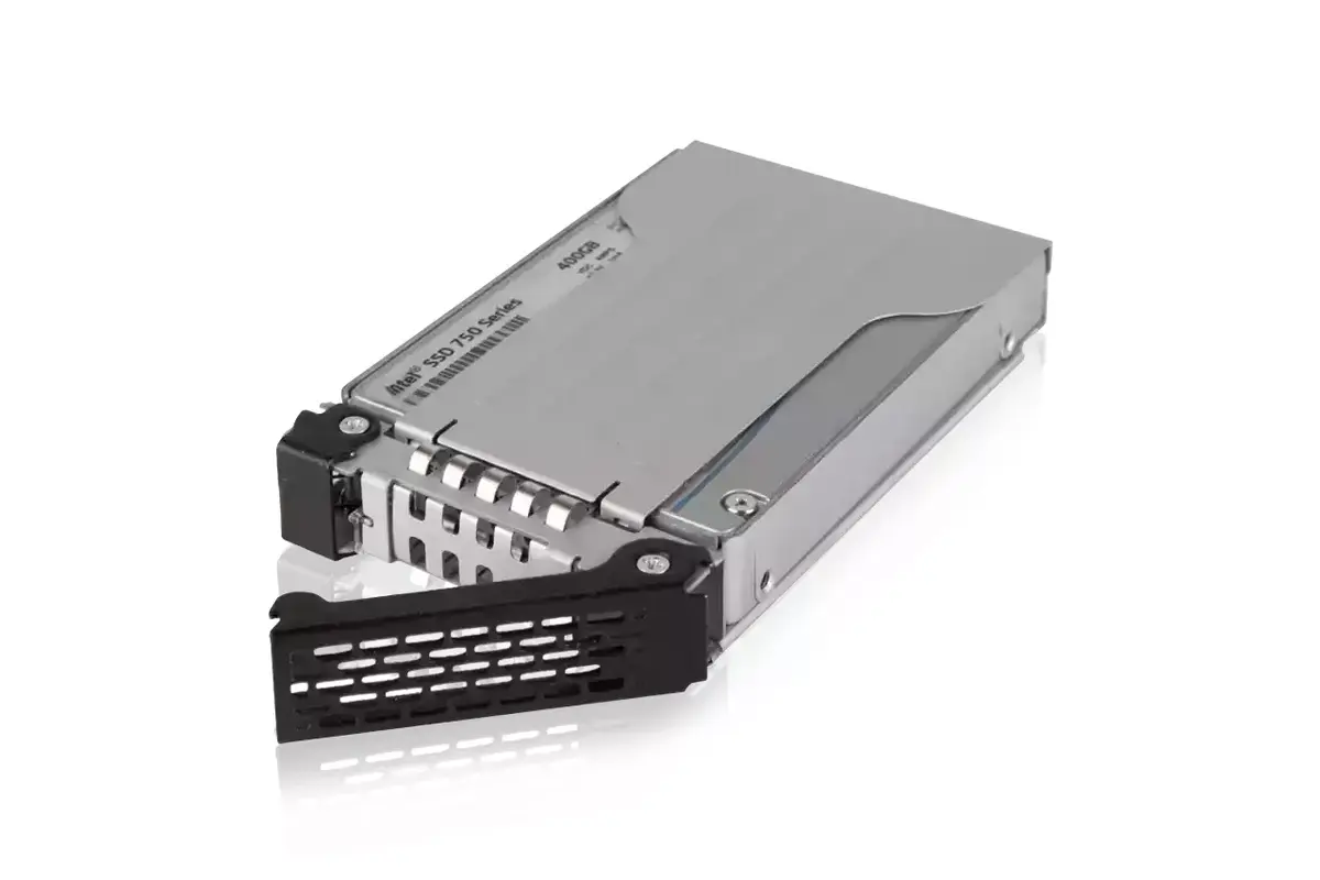SSD korpuss Icy Dock ToughArmor MB699VP-B V3 Photo 8