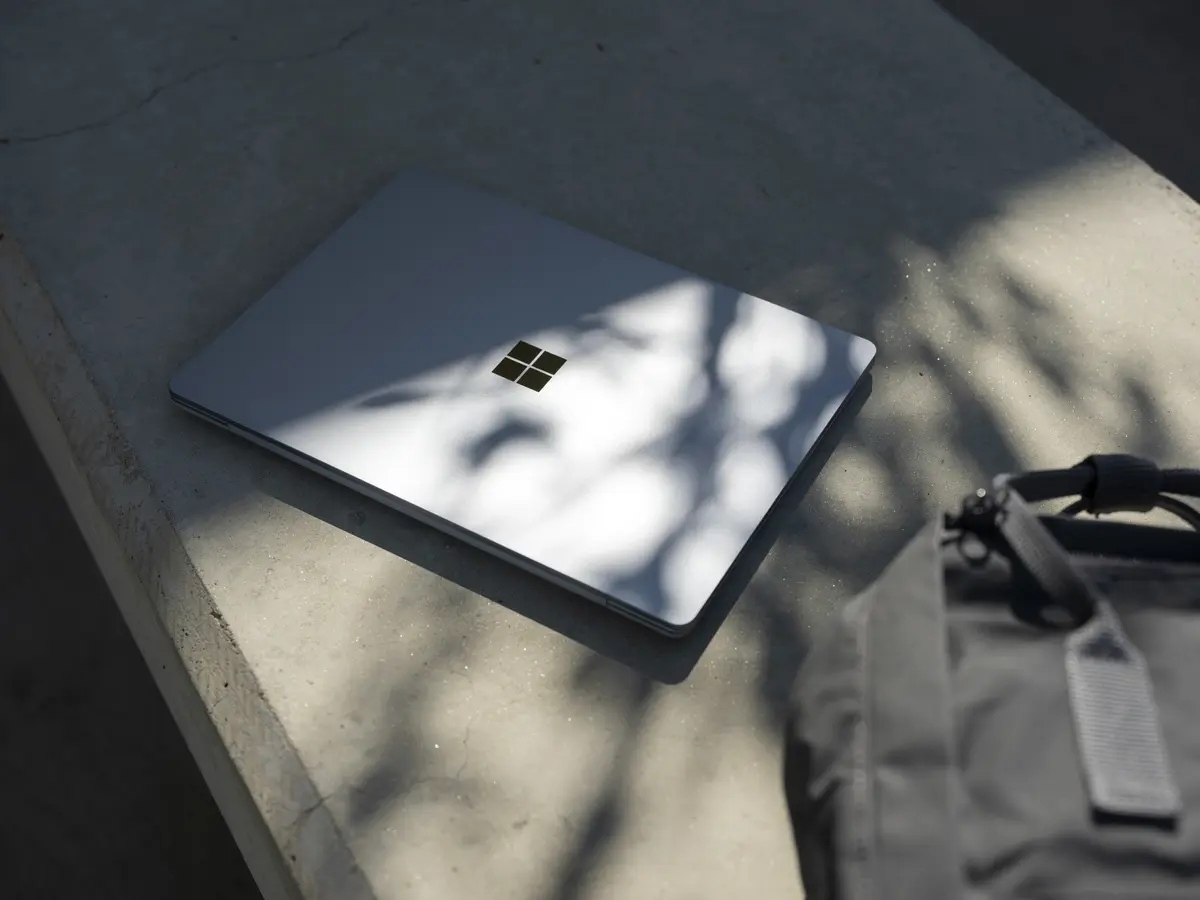 Microsoft Surface Laptop Go Intel Core i5 8GB 256GB Photo 9