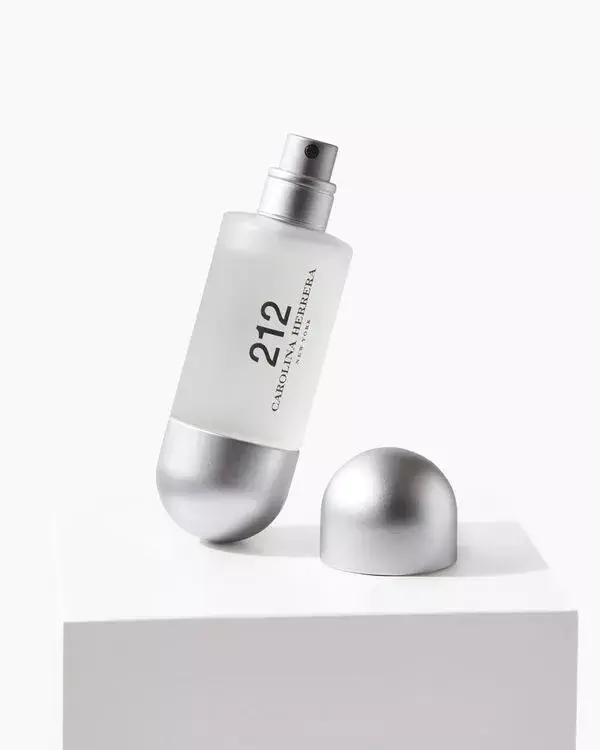 Парфюм Carolina Herrera 212 NYC 30 мл Photo 2