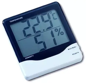 Цифровая метеостанция TFA 30.5002 — температура -10–60°C, влажность на улице 10–99%, питание от батареи AA