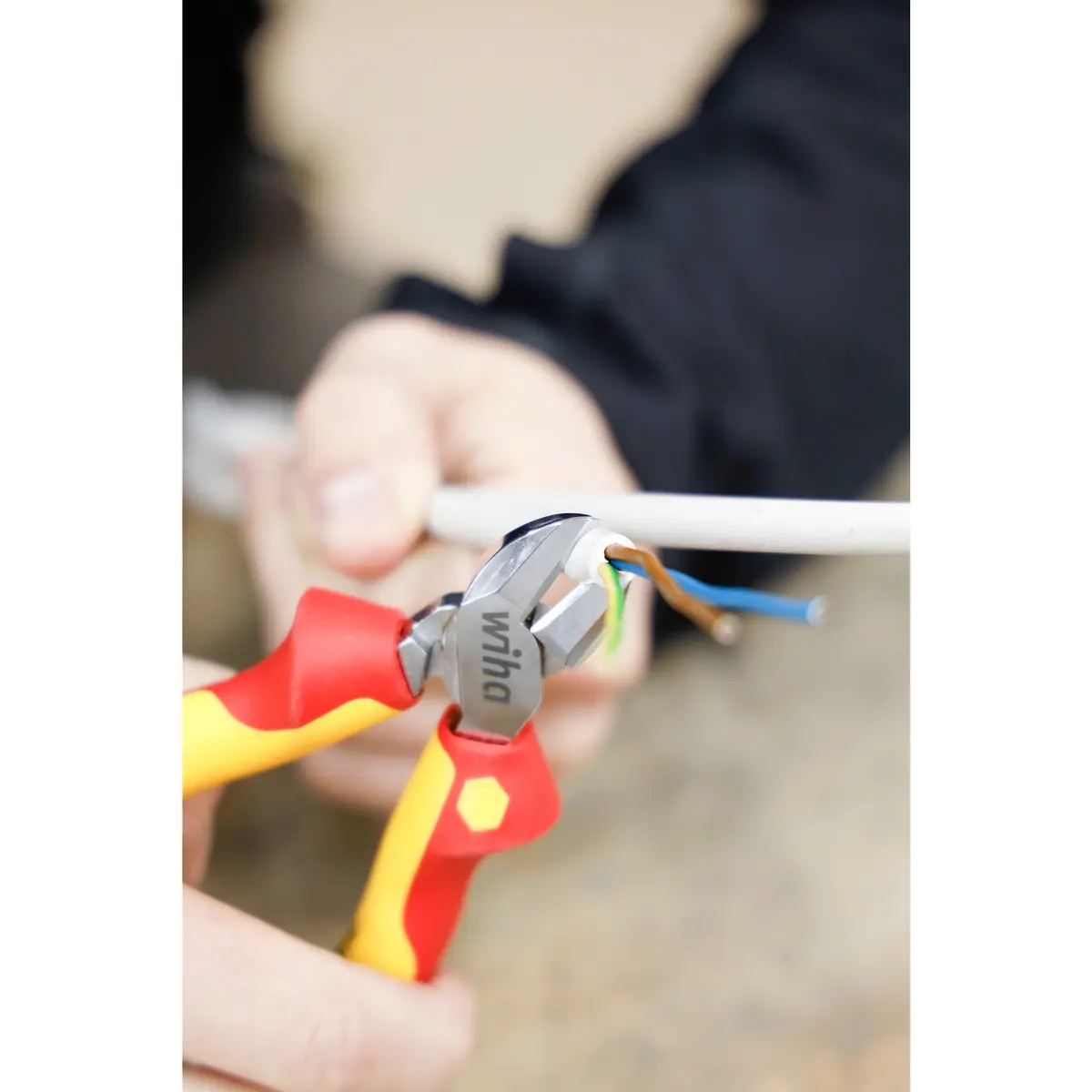 Diagonal pliers wiha 43463 — 18 cm Photo 8