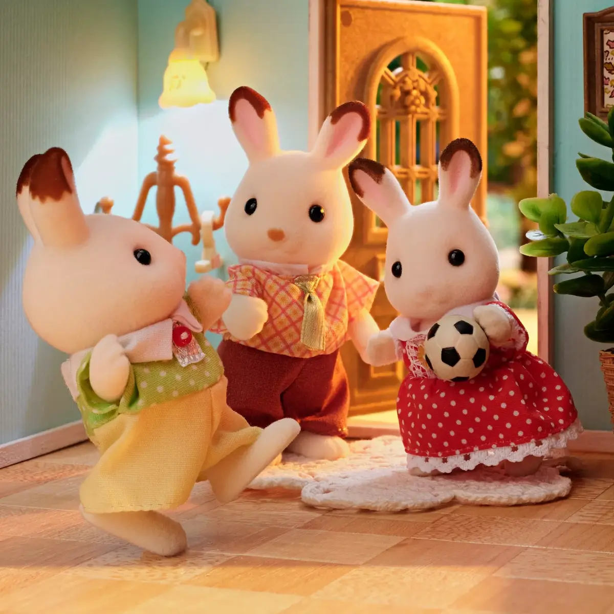 Sylvanian Families Chocolate Rabbit Family набор фигурок Photo 6