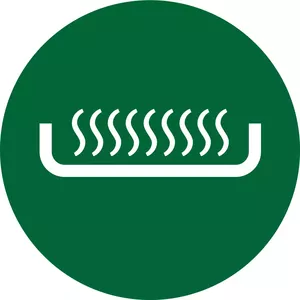 Flat heating element for fast boiling and easy cleaning