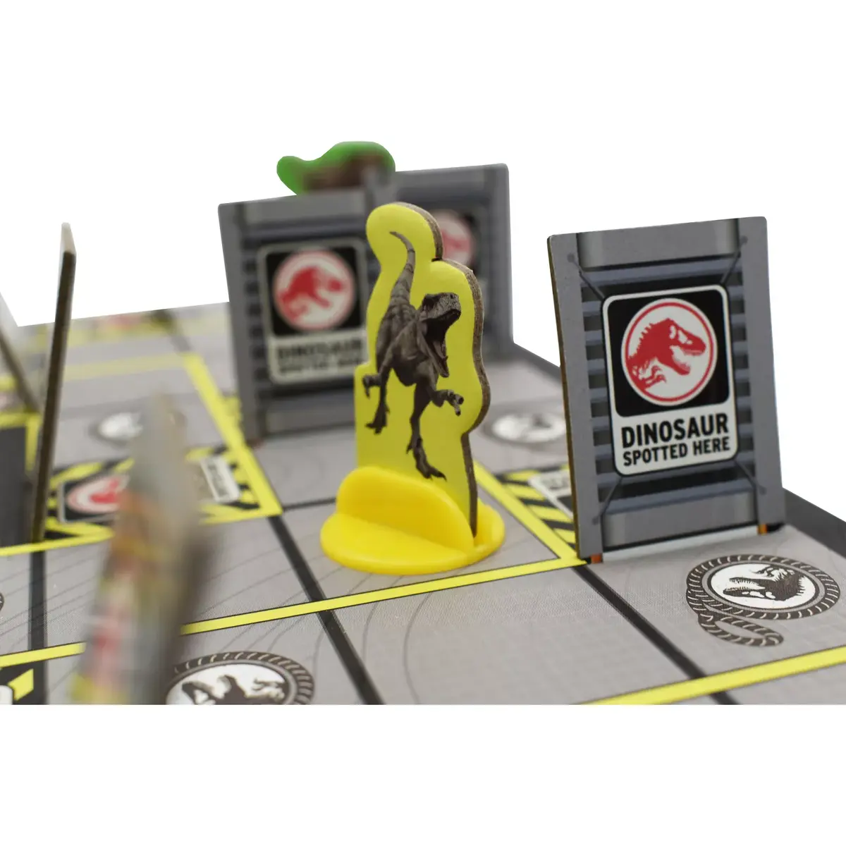 Cartamundi Jurassic World Dominion — World Tracker galda spēle Photo 4