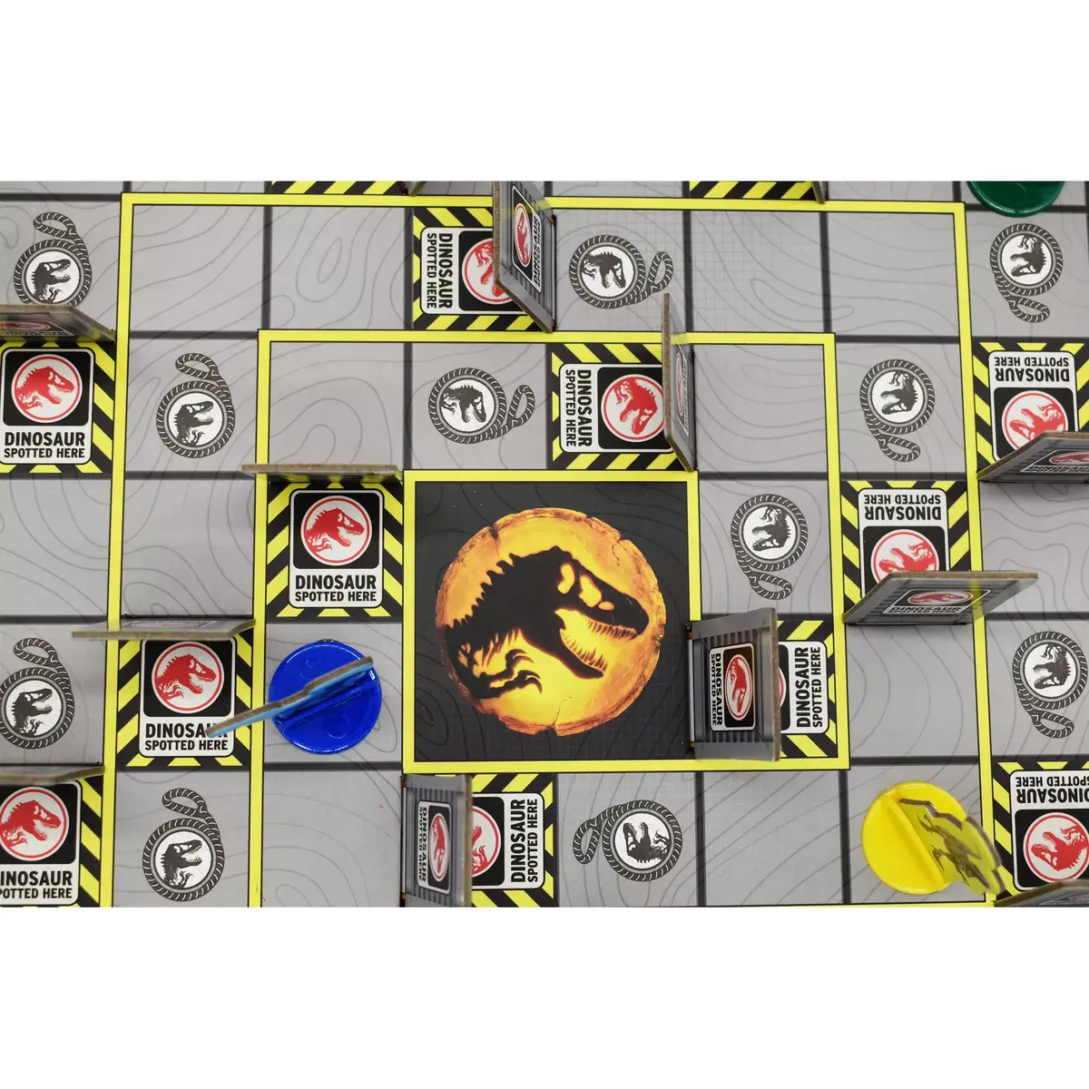 Cartamundi Jurassic World Dominion — World Tracker galda spēle Photo 5