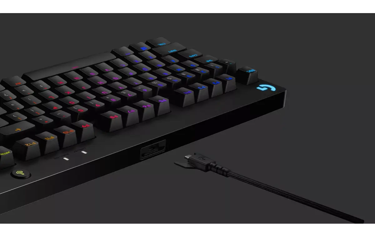 Механическая игровая клавиатура Logitech G G PRO Photo 7