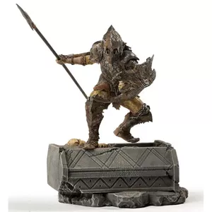Collectible statue Iron Studios Armored Orc Art Scale 1/10 WBLOR43021-10 – detailed resin figure, approx. 1/10 scale