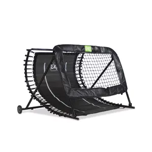 Daudzstaciju atsitējs EXIT Rebounder Training Station — taisnstūrveida 1420×1290×1050 mm futbola treniņiem