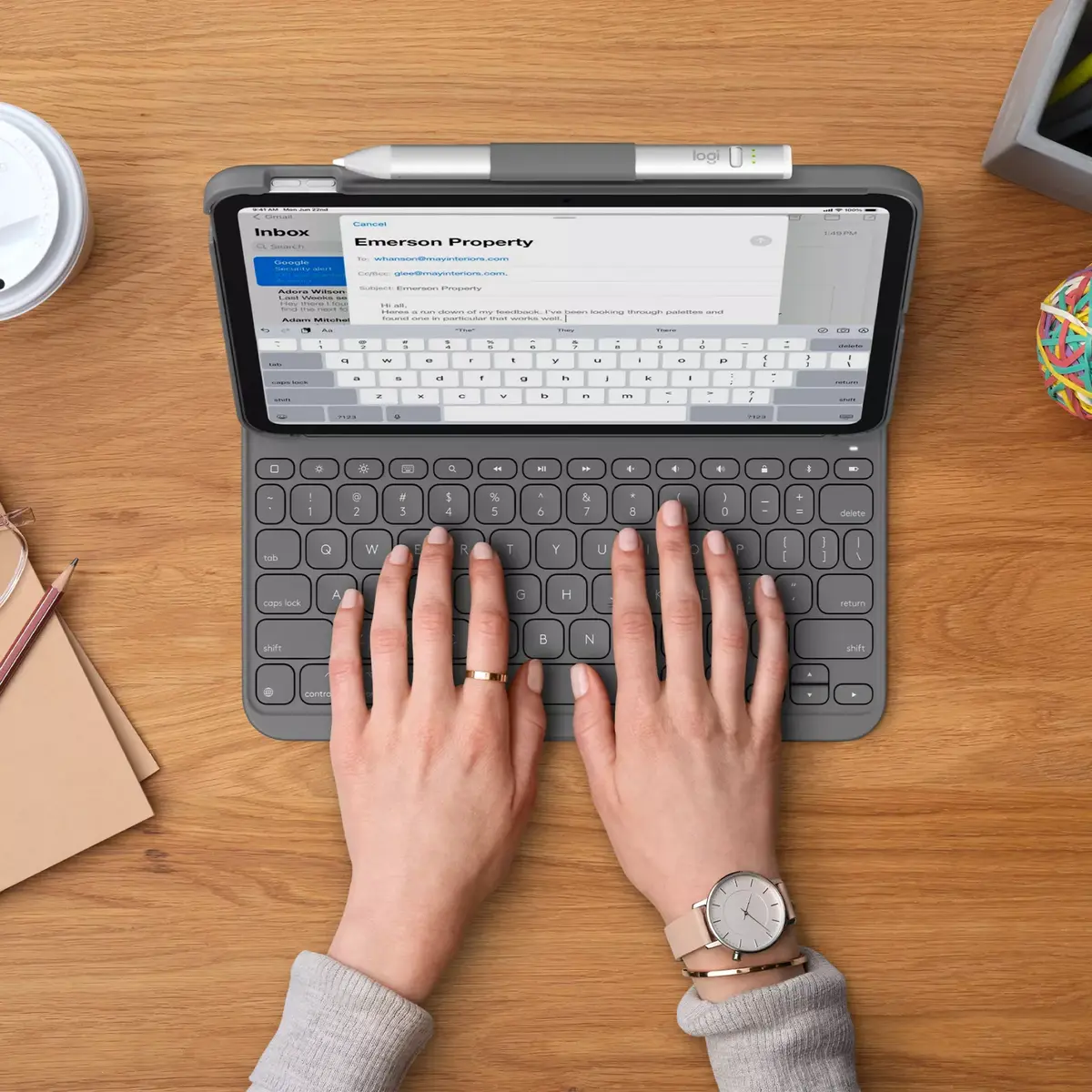 Logitech Slim Folio tastatūra QWERTZ Šveices iPad Photo 2