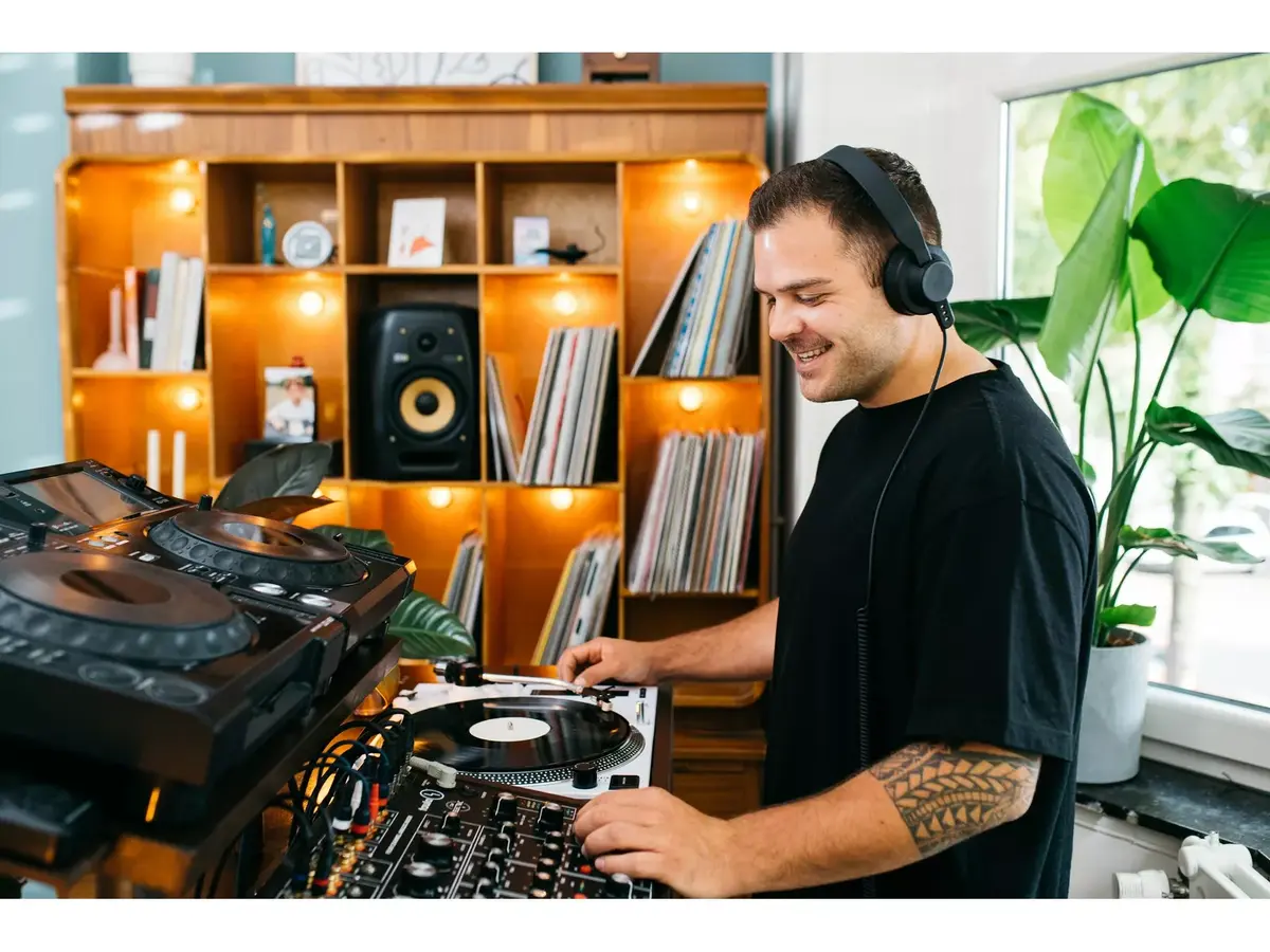 Tiešā piedziņas audio atskaņotājs Lenco L-3810 Photo 11