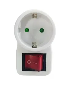MicroConnect GRUTIMER2 Drošības kontaktligzdas adapteris ar 1 maiņstrāvas kontaktligzdu C7 230V Balts