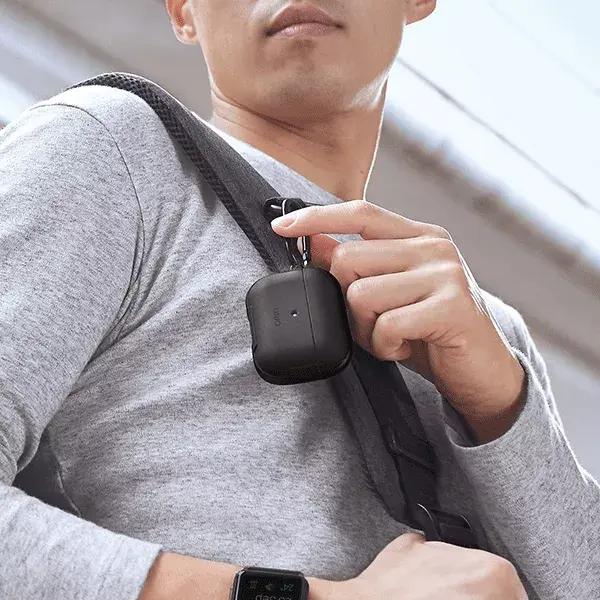 Uniq AirPods Pro Valencia чехол — midnight black Photo 6