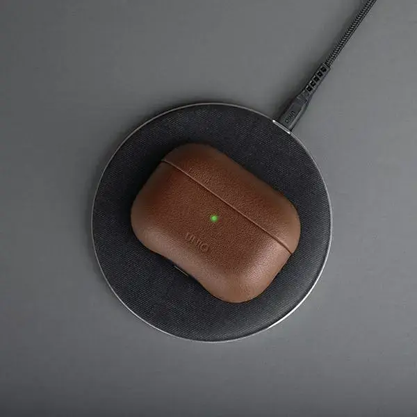 Uniq Terra кожаный чехол для AirPods Pro Photo 7