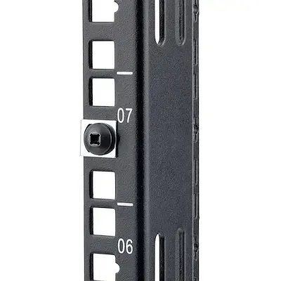 StarTech.com 50-Pack 10-32 Rack Screws and Clip Nuts Photo 7