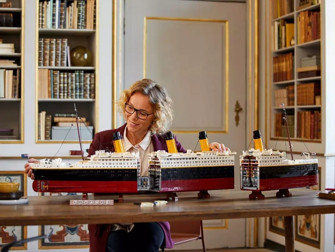 LEGO ICONS 10294 Titanic — 9,090 pcs model Photo 13