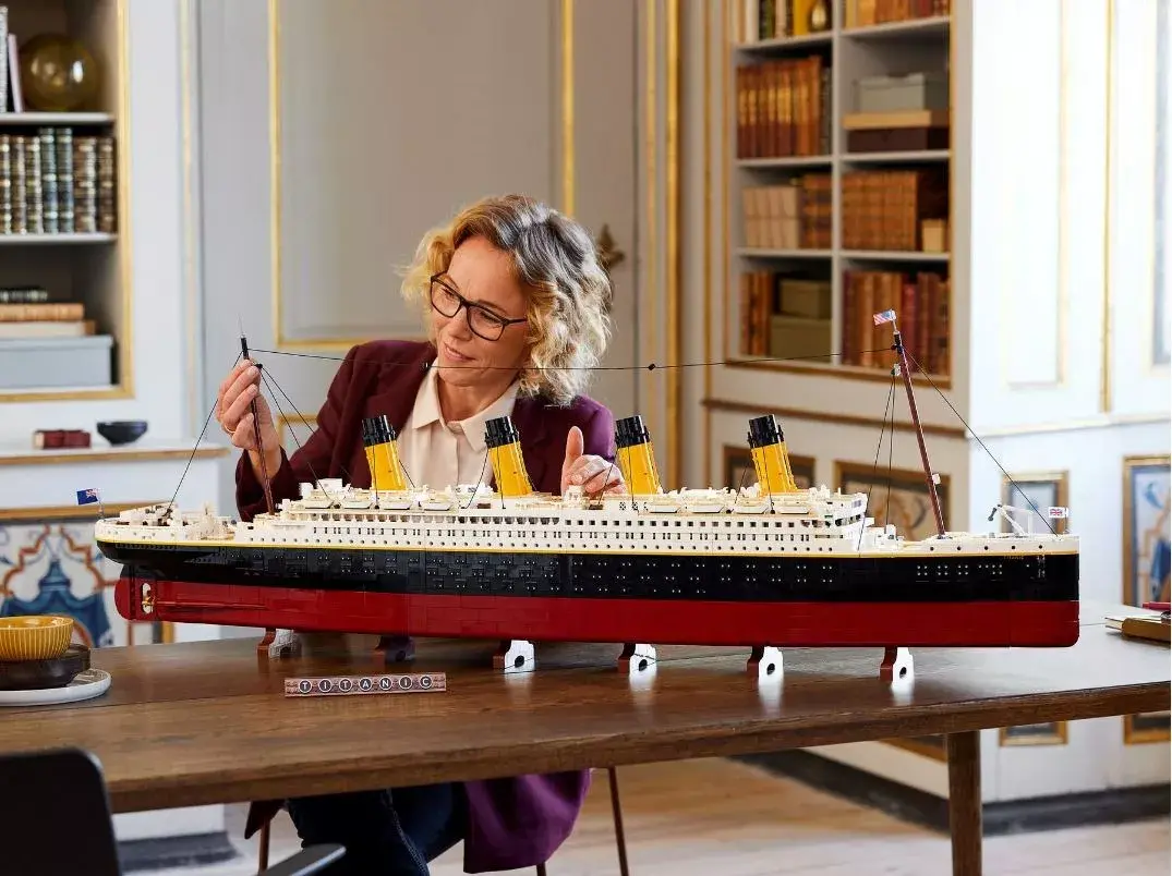 LEGO ICONS 10294 Titanic — 9,090 pcs model Photo 15