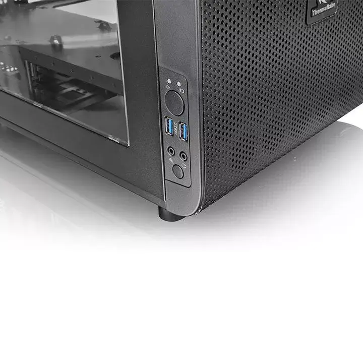 Компьютерный корпус Thermaltake Core V21 Photo 24