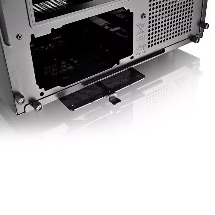Компьютерный корпус Thermaltake Core V21 Photo 29