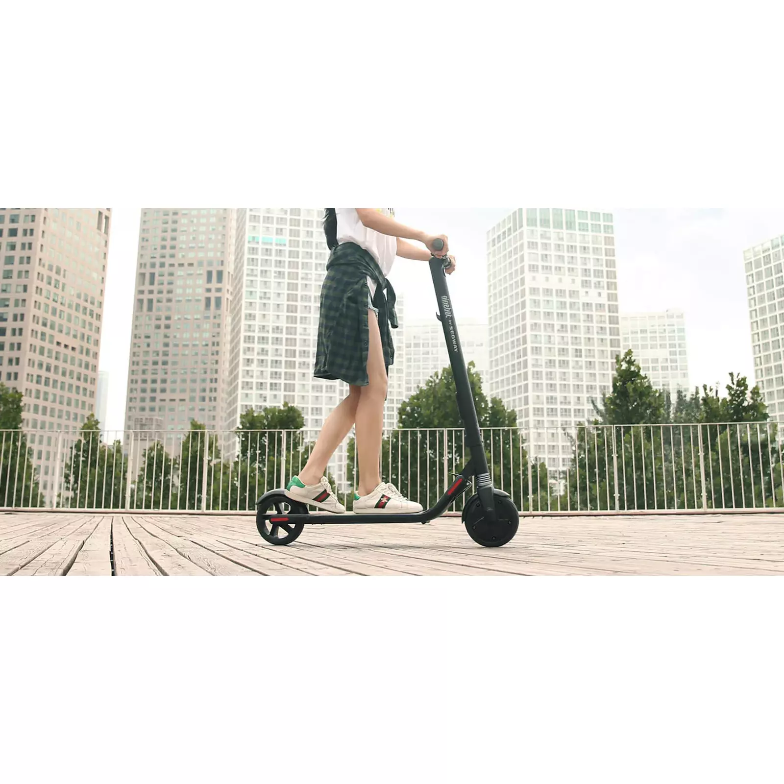 Ninebot by Segway KickScooter ES1
