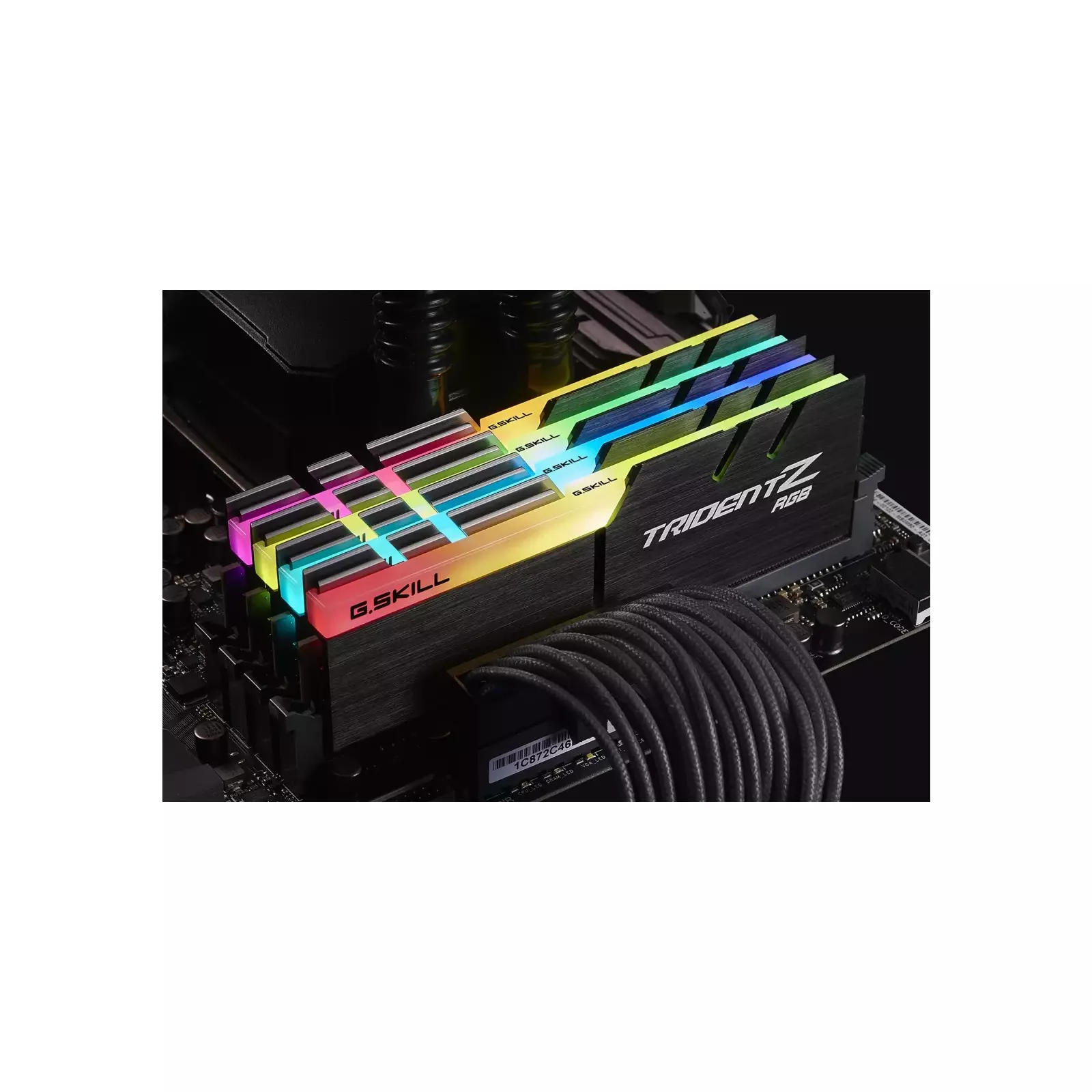 G.Skill Trident Z RGB memory F4-2666C18Q-32GTZR | AiO.lv