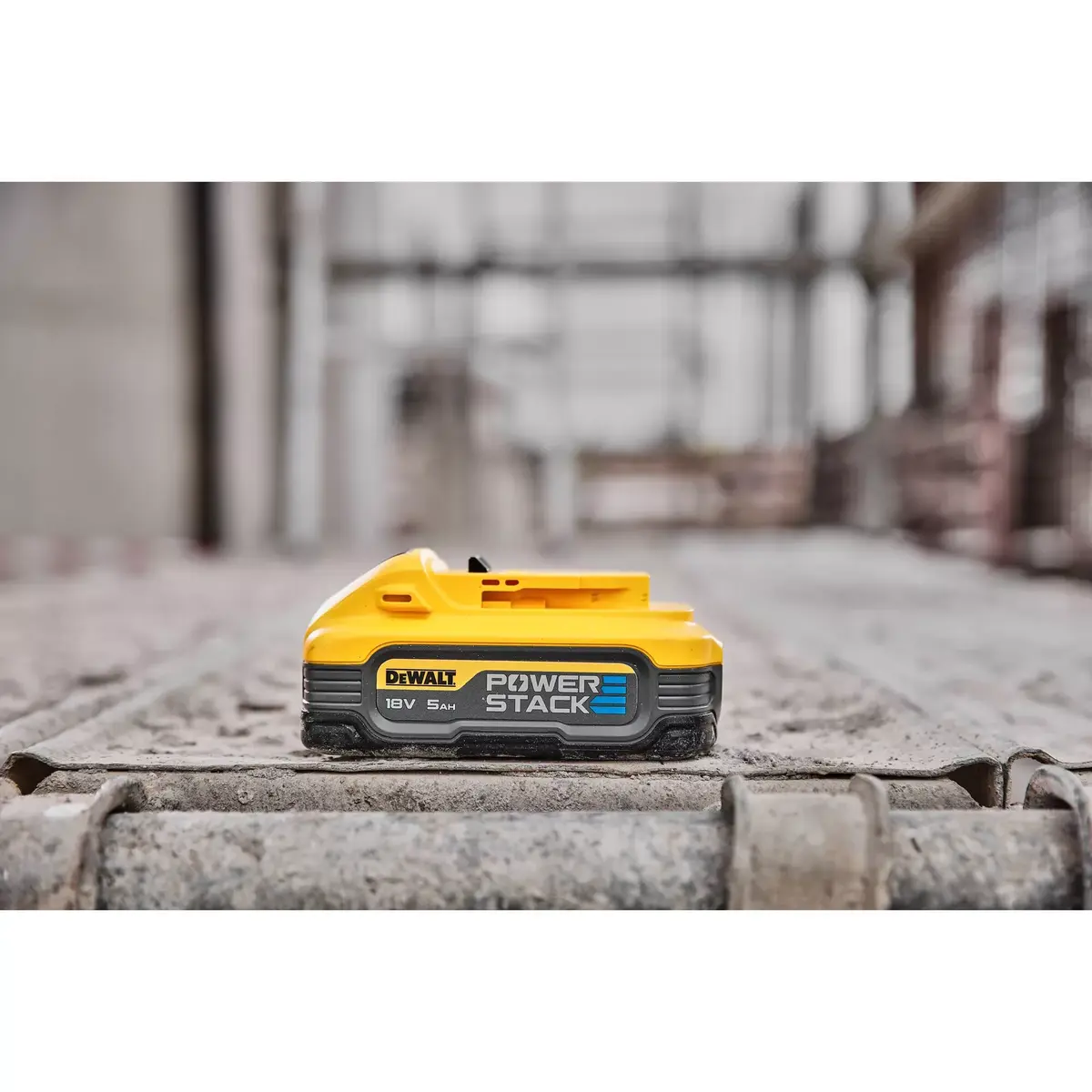 DeWalt DCBP518H2-XJ akumulatoru un lādētāja komplekts Photo 8