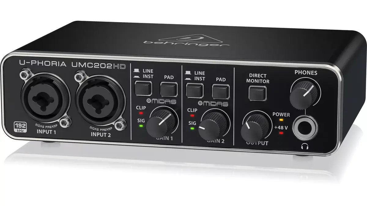 Аудиоинтерфейс Behringer UMC202HD Photo 4