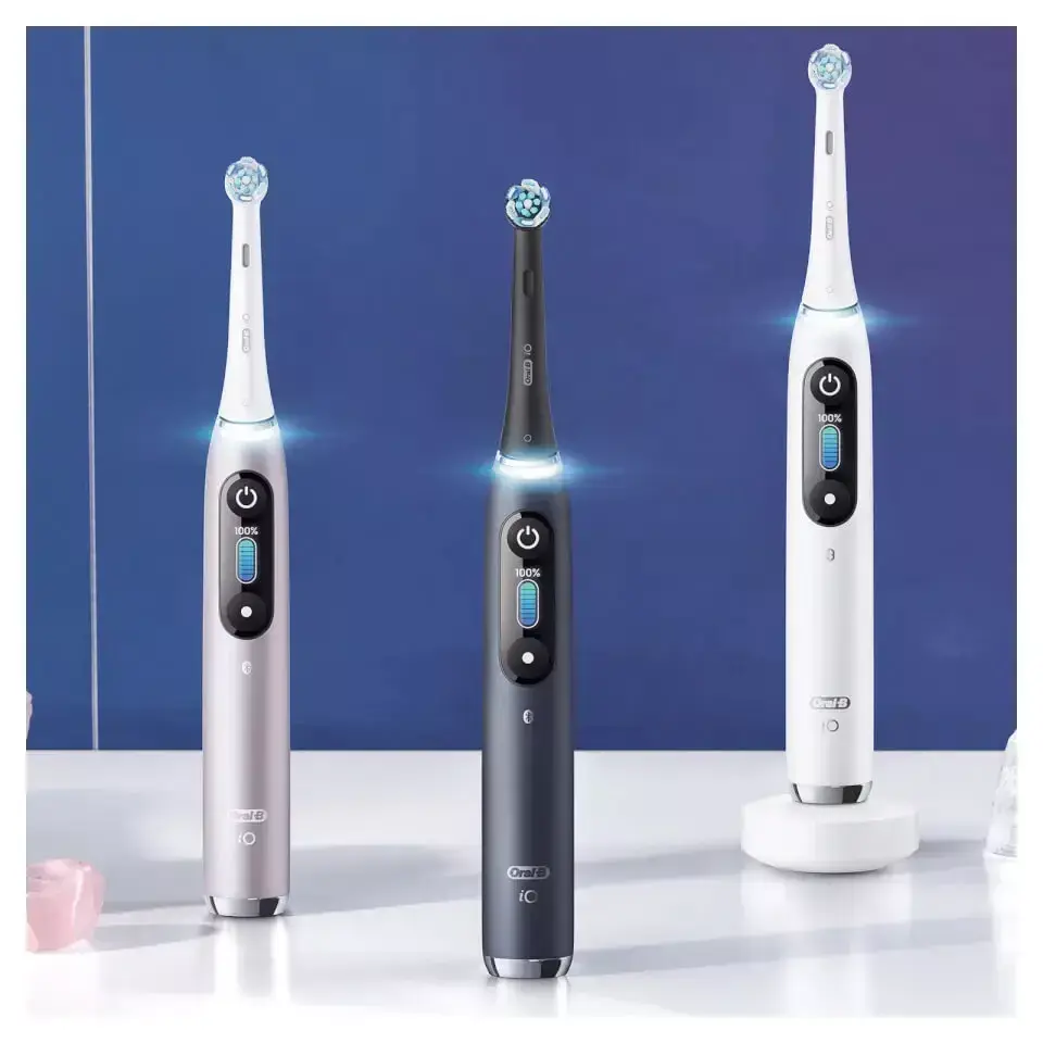 Электрическая щетка Oral-B iO 9 Photo 7