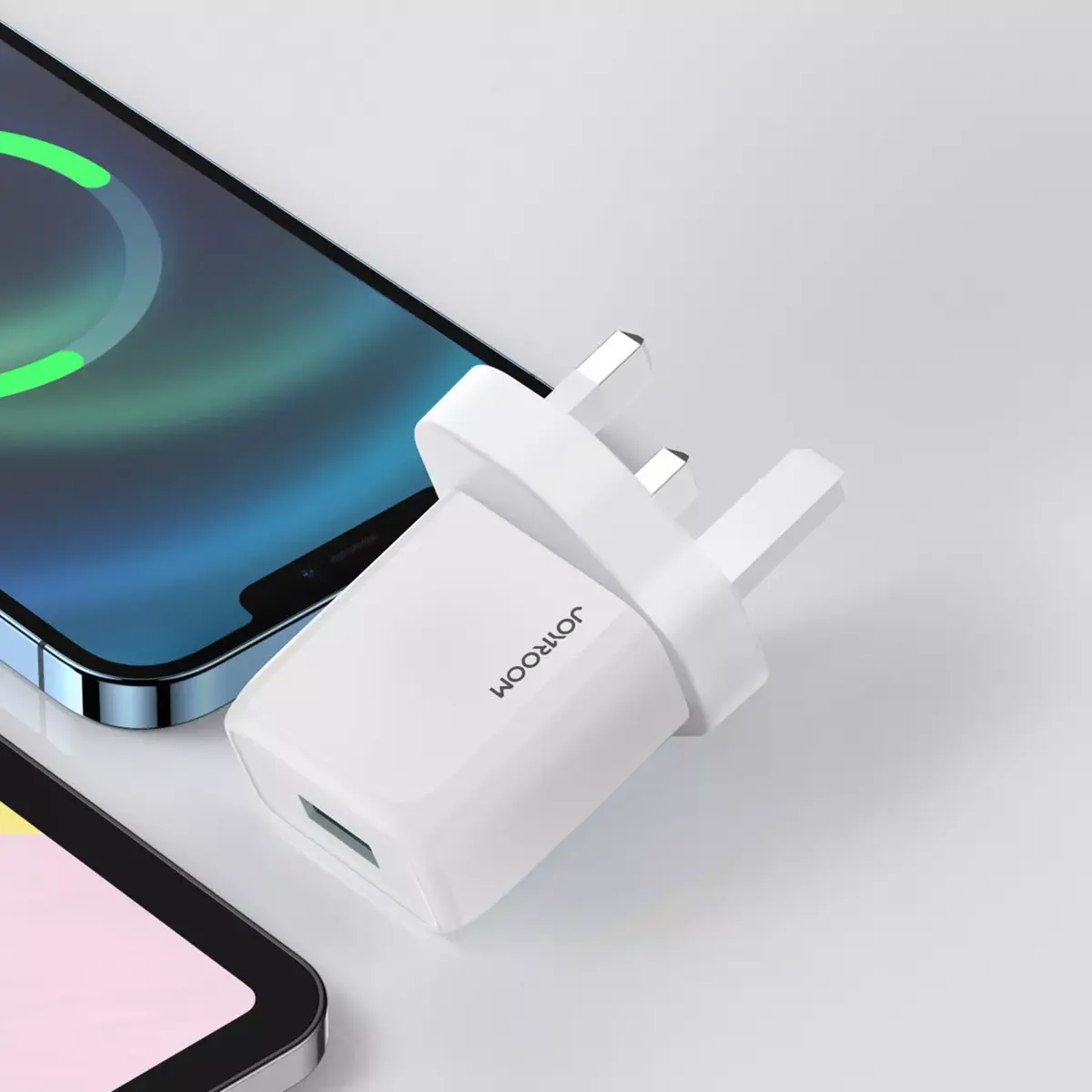 USB wall charger Joyroom L-1A101 2.1 A Photo 4
