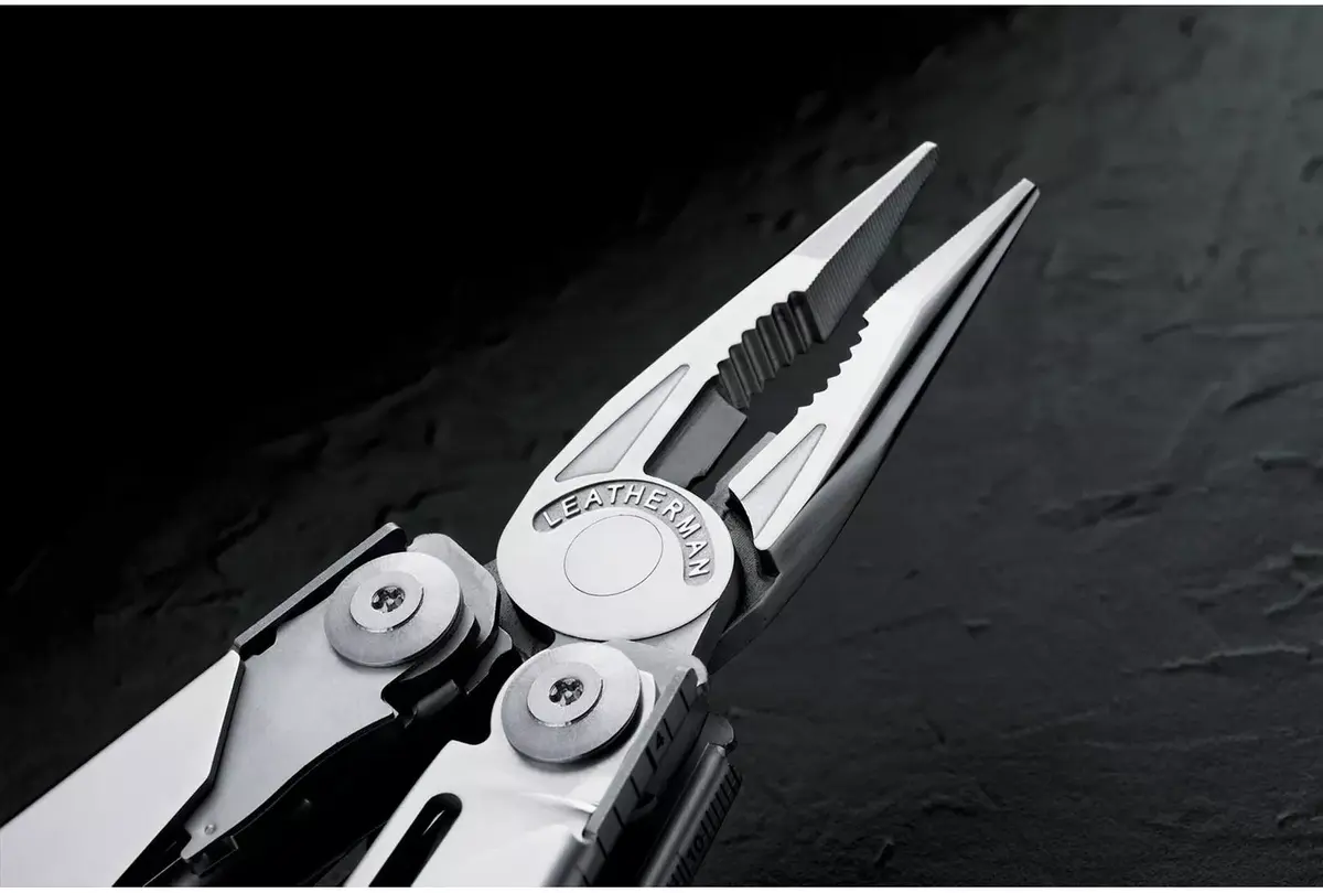 Leatherman Surge multi tool pliers Photo 7
