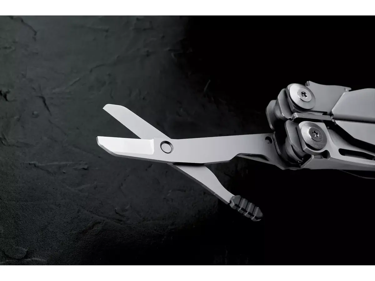 Leatherman Surge multi tool pliers Photo 9