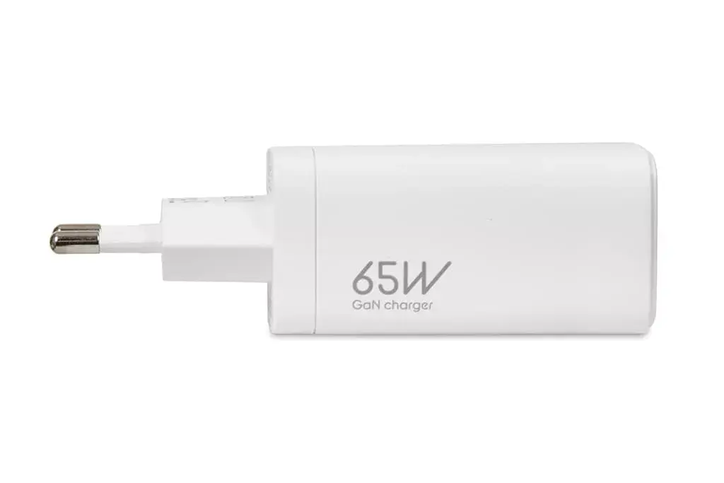 IBOX ILUC65W 65 W, 2× USB‑C + 1× USB‑A Photo 3