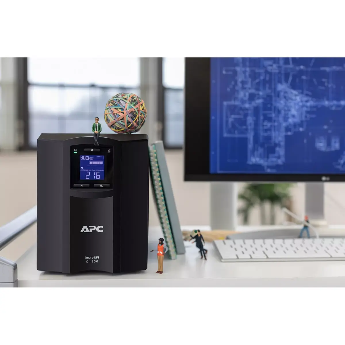 ИБП APC Smart-UPS SMC1500IC Photo 8