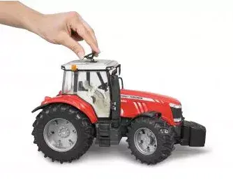Rotaļlietu traktors BRUDER Massey Ferguson 7624 Photo 8