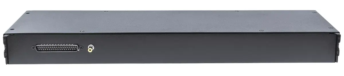 Intellinet Modular 8-Port CAT5 VGA KVM Switch Photo 4