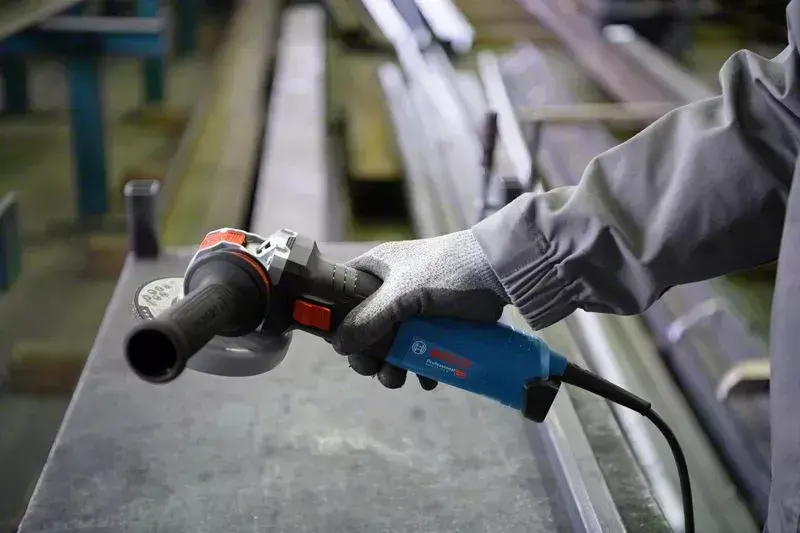 Шлифовальная машинка Bosch GWX 14-125 S Photo 2