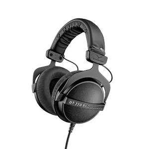Studijas austiņas Beyerdynamic DT 770 PRO 80 Ω — slēgtas, ap ausi (circumaural), 5–35000 Hz, 3.5 mm zelta pārklājuma savienotājs, 270 g