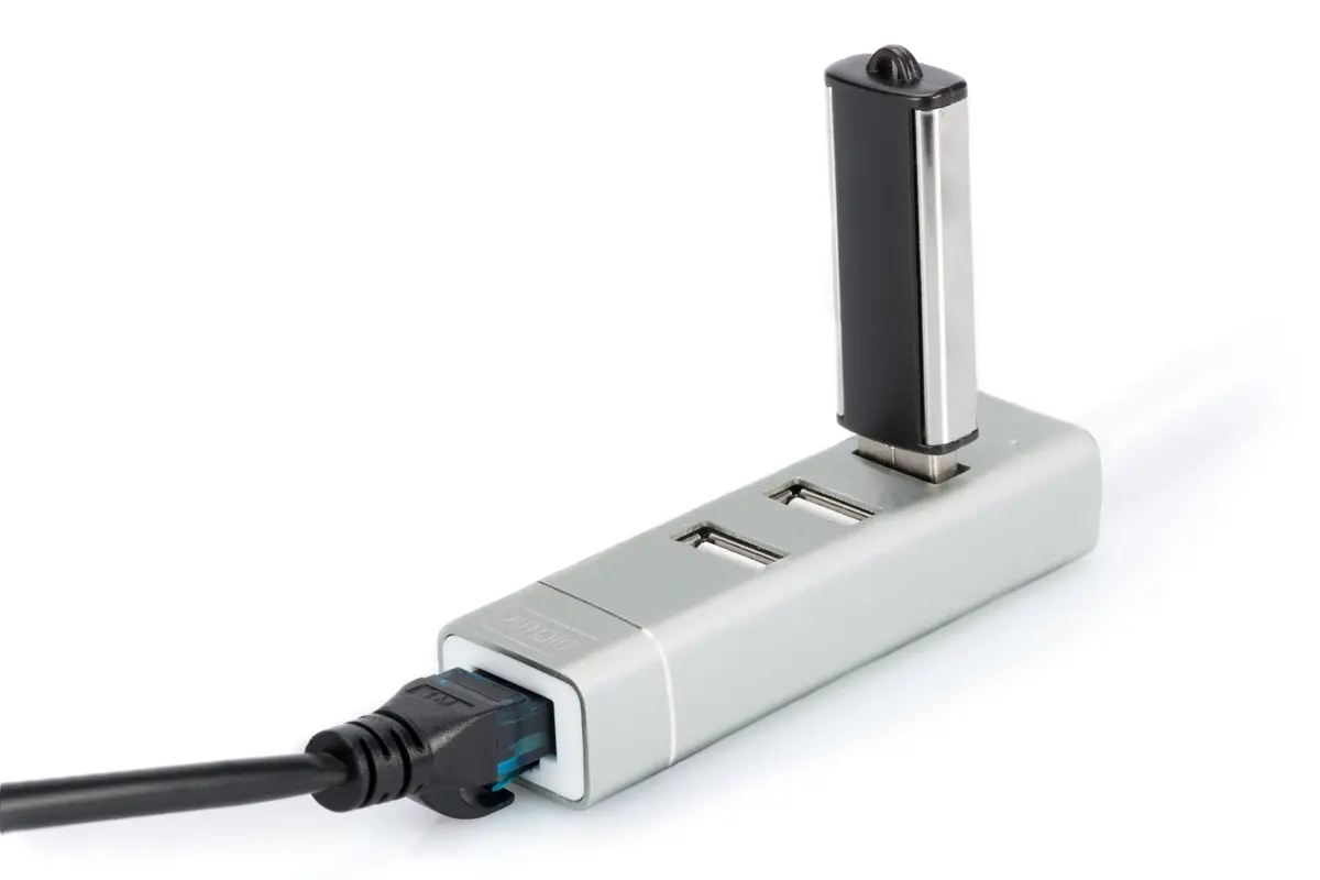 DIGITUS DA-70253 USB Type-C 3-Port Hub & LAN Adapter Photo 2