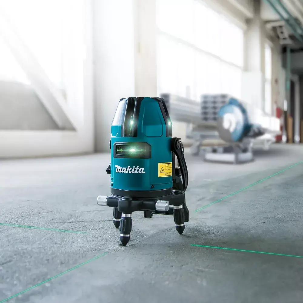 Line level Makita SK40GDZ Photo 2