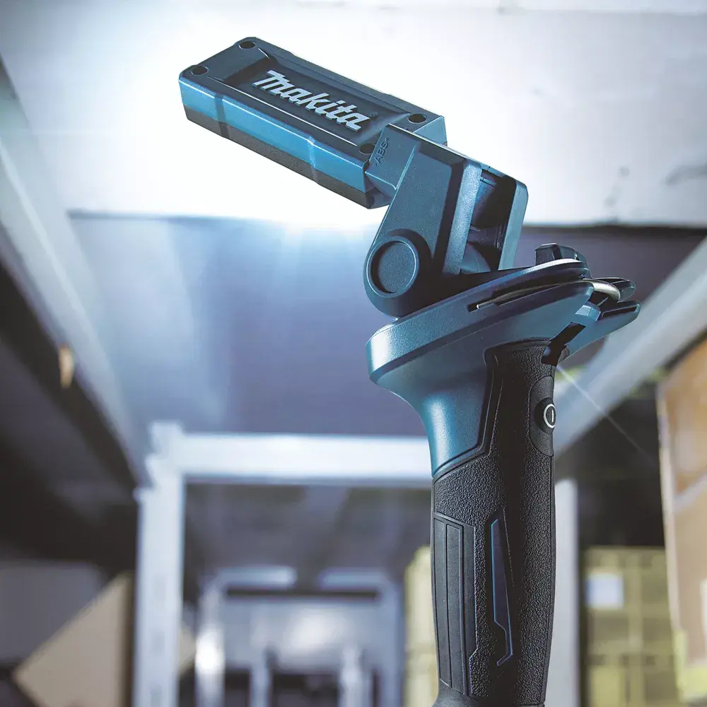 Ручной фонарь Makita DML816X Photo 3