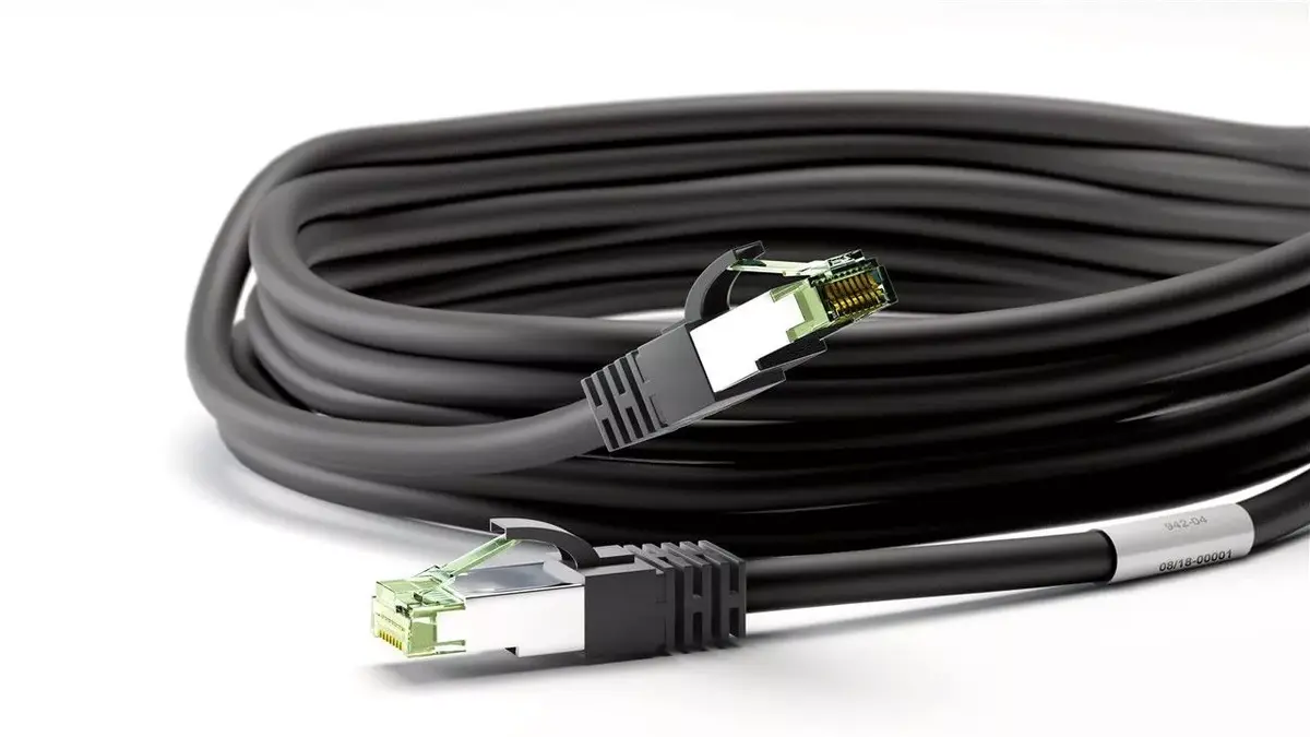 Goobay RJ45 CAT 6A Patch Cable 10m Black Photo 5