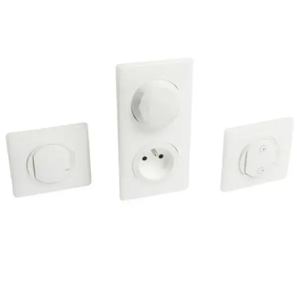 Legrand 067690 Розетка Белая Photo 2