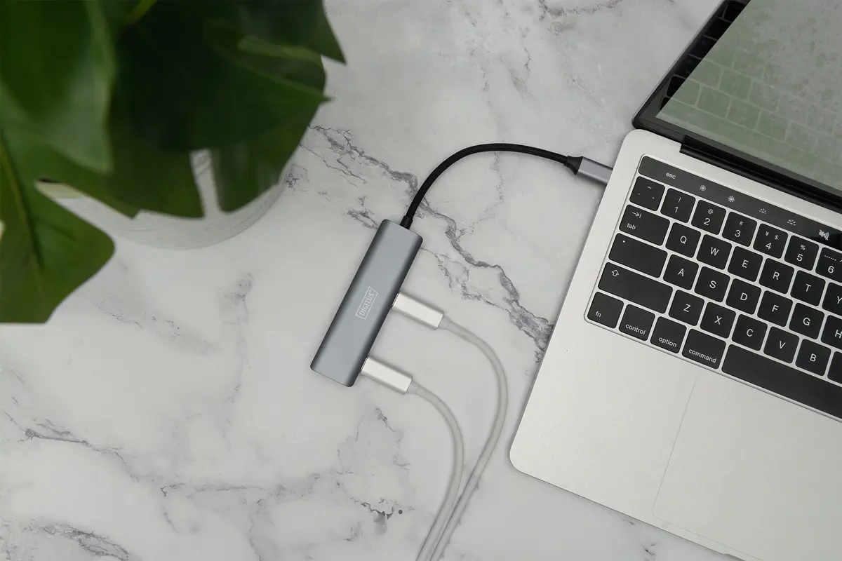 Digitus USB-C 4-Port Hub Photo 2